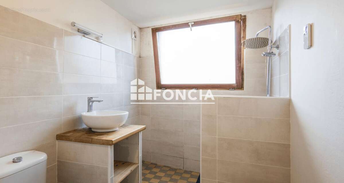Maison de caractère en première ligne sur le Lot - photo 9