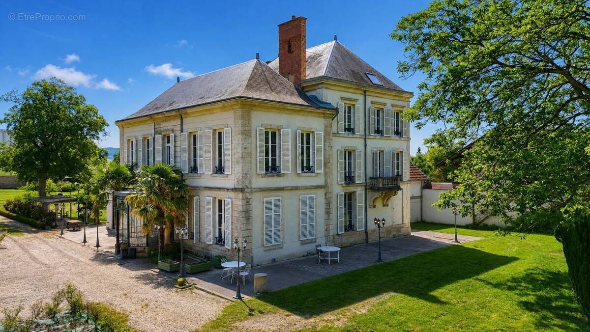 Maison à VAL-DE-VESLE