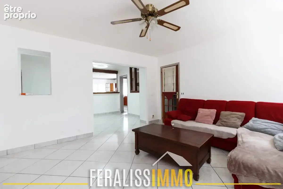Maison familiale avec sous-sol total ! - photo 3