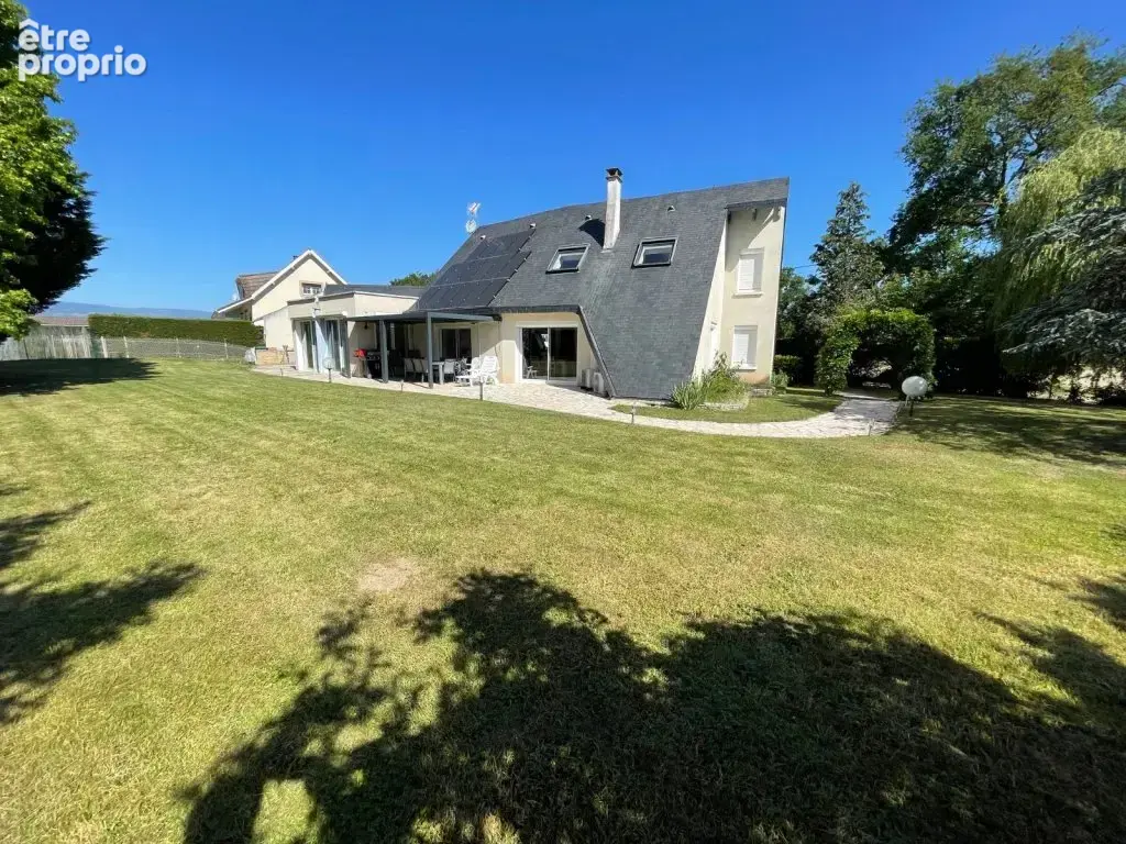 Précieux - Villa de 204.86 m² terrain de 2200 m² - photo 2