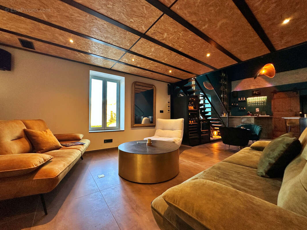 Appartement à BOURGOIN-JALLIEU