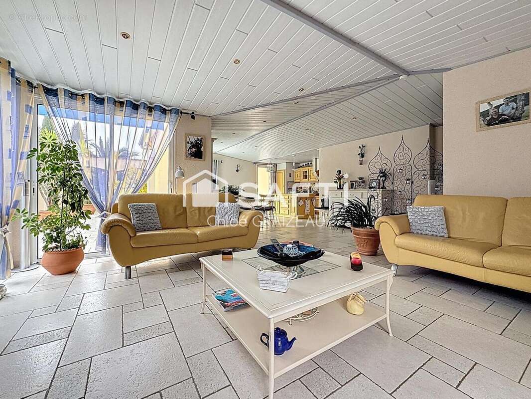 Photo 3 - Maison à LA CHAPELLE-SAINT-LAURENT