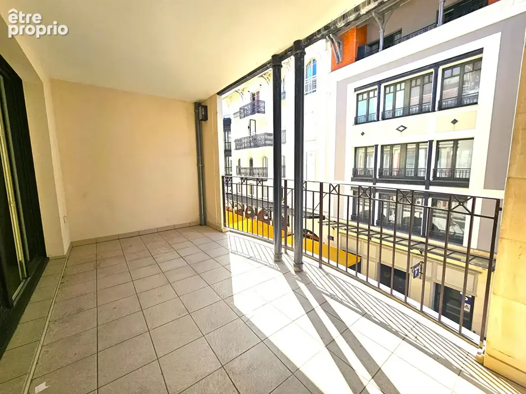 Appartement T3 traversant 73,15 m² avec parking en sous-sol - photo 3
