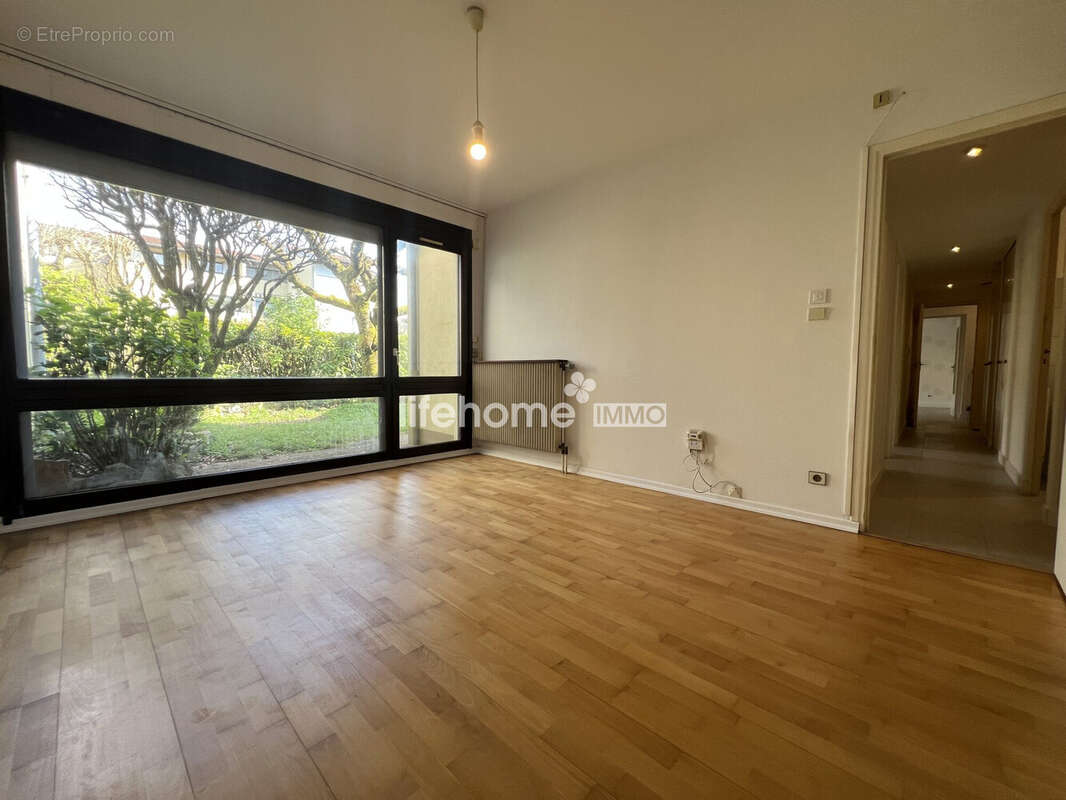 Appartement à EYBENS