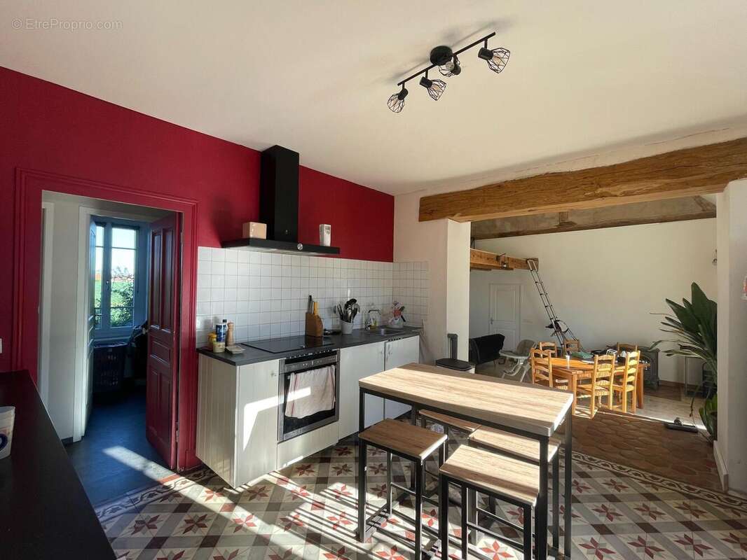 Maison 105 m² à Saint-Bonnet-En-Bresse  - photo 3