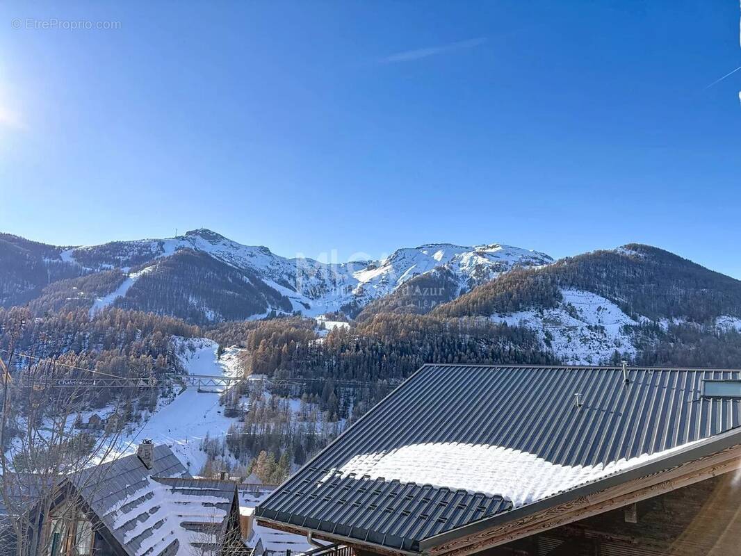 Appartement à SAINT-ETIENNE-DE-TINEE