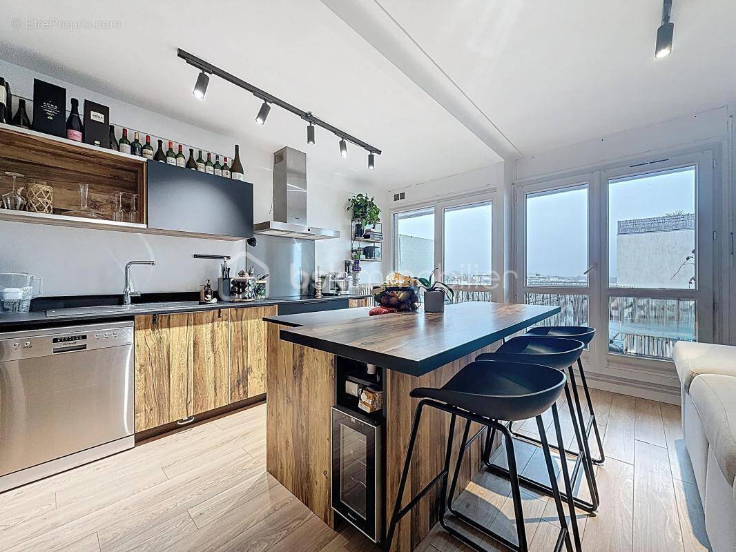 Appartement à RUEIL-MALMAISON