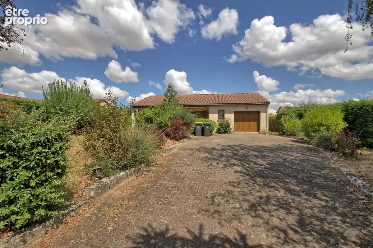 Maison 3 pièces 87 m² à vendre à Lezoux (63190) - photo 1