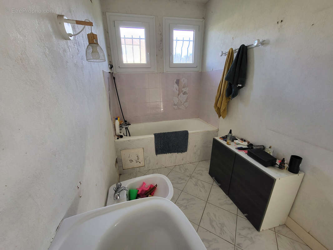 Maison à CANY-BARVILLE