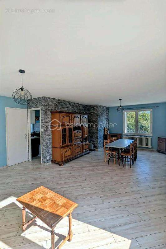 Maison à LA GUERCHE-DE-BRETAGNE