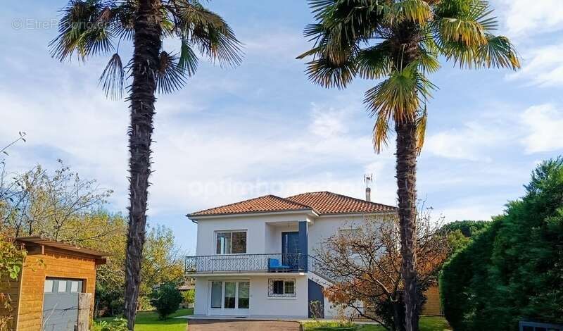 Maison à AIRE-SUR-L&#039;ADOUR