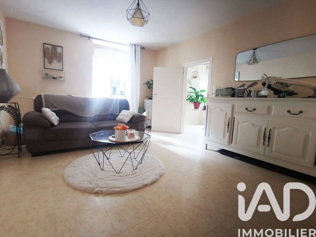 Photo 1 - Maison à CONNERRE
