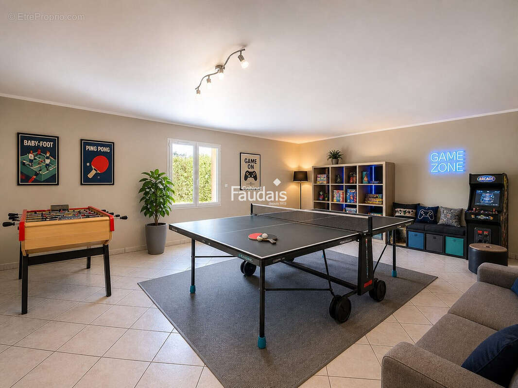 Maison 273 m² à Sainte-Mere-Eglise  - photo 6