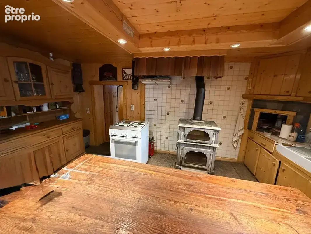 Ferme savoyarde coteau de MAGLAND 5 pièces , 220 000 euros - photo 2