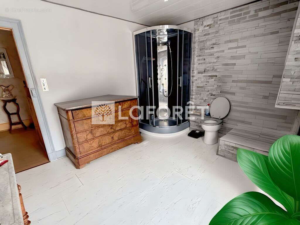 Maison à CHARMOIS-L&#039;ORGUEILLEUX