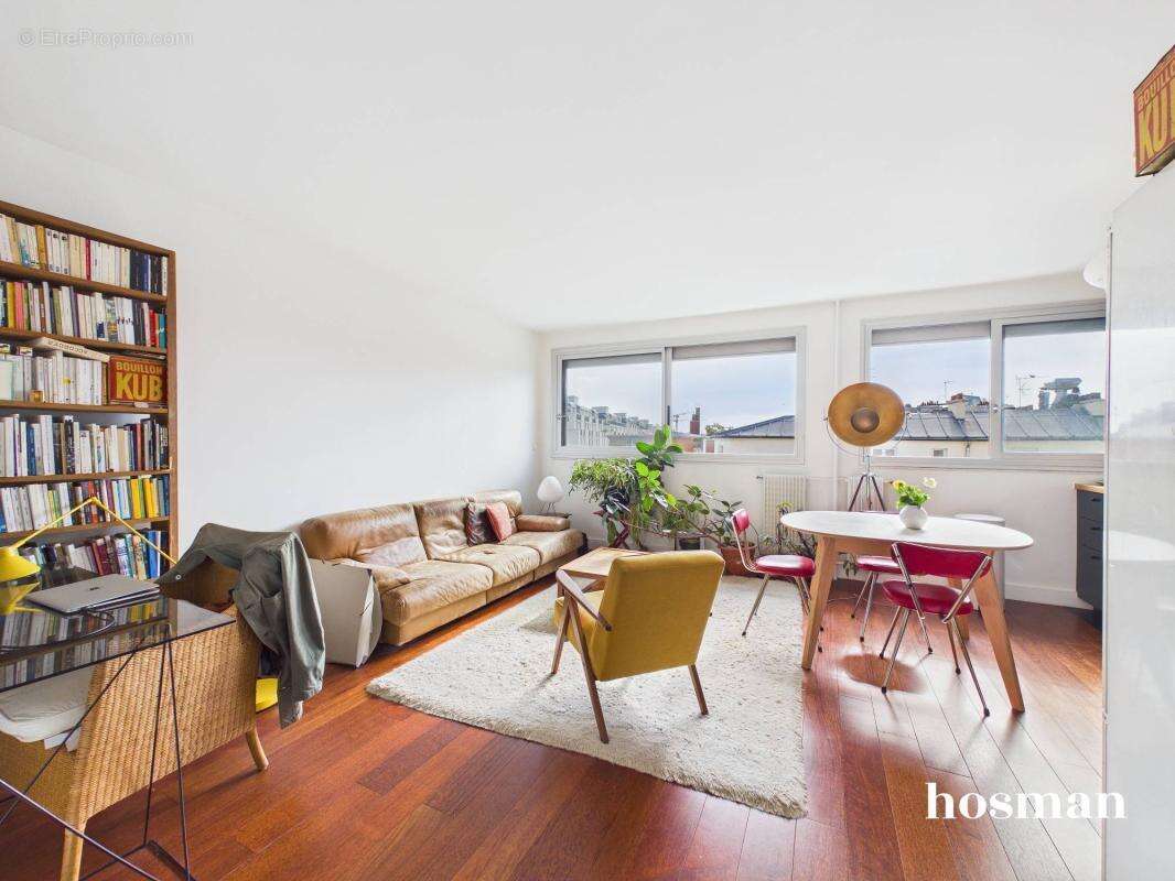 Appartement à PARIS-18E