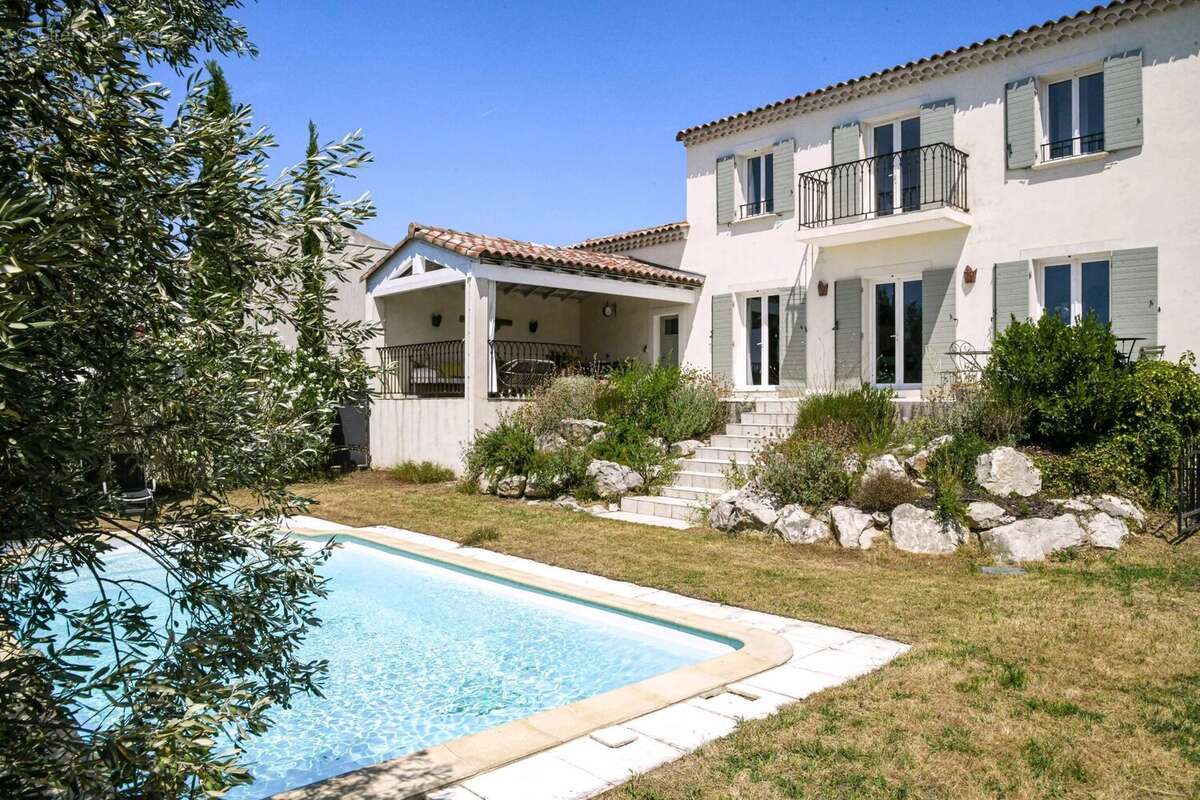 Maison à UZES