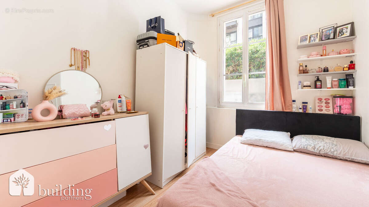 Appartement à LEVALLOIS-PERRET