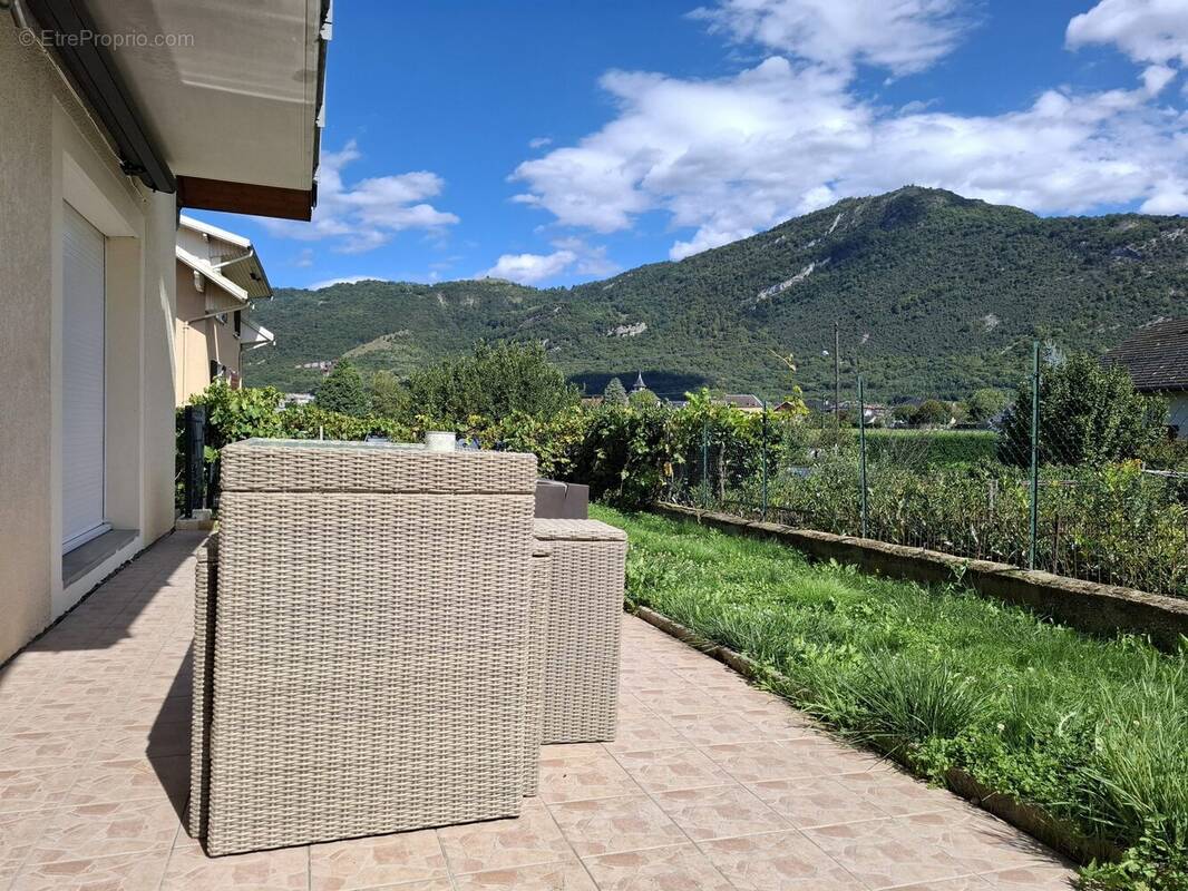 Maison à CHALLES-LES-EAUX