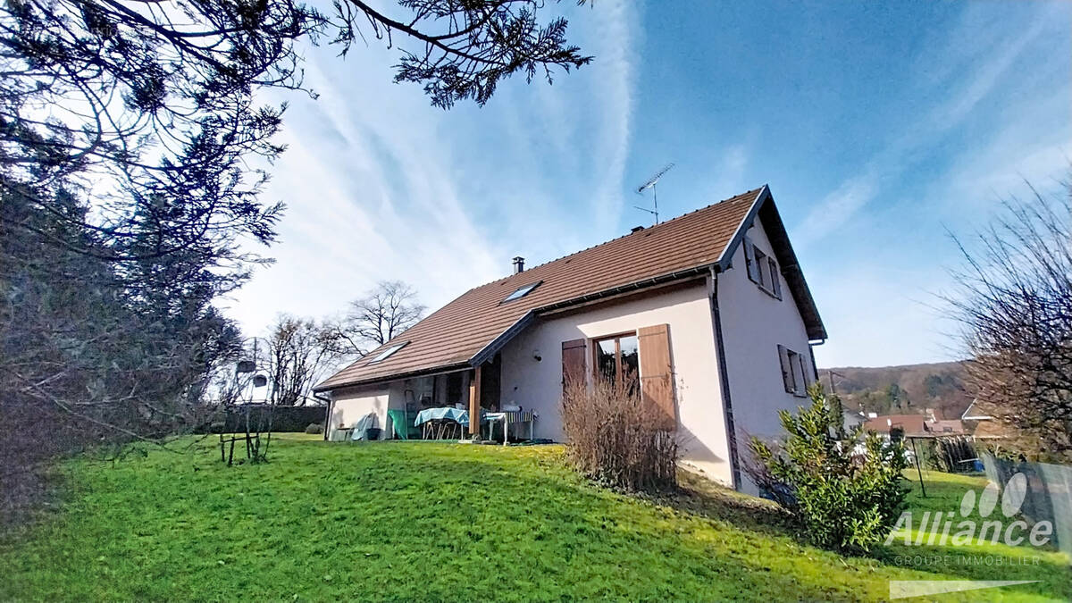 Maison à VETRIGNE
