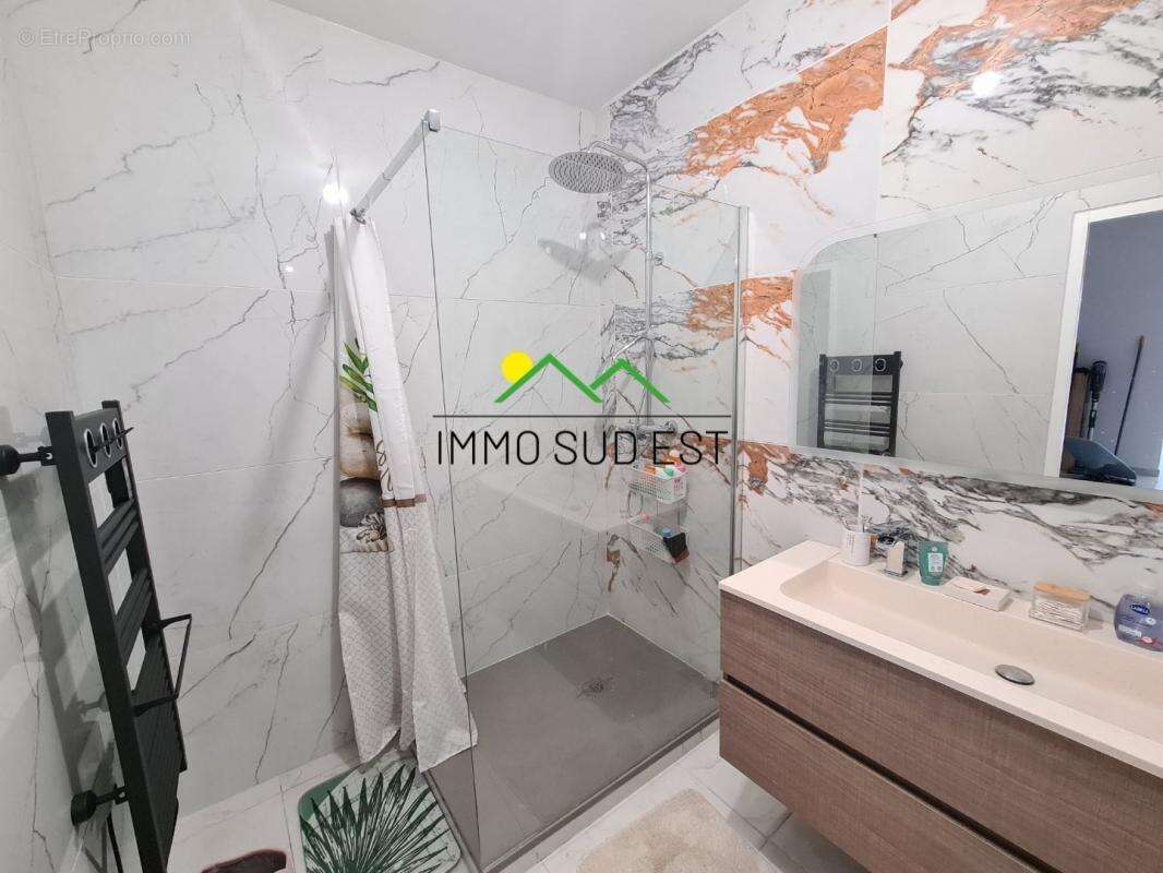 Maison à SAINT-MARCEL-LES-VALENCE