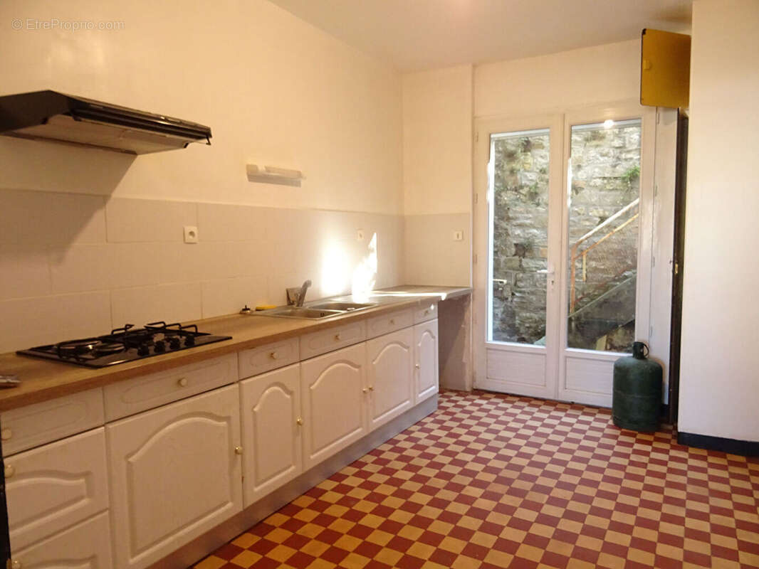 Maison 150 m² à Mortain  - photo 4