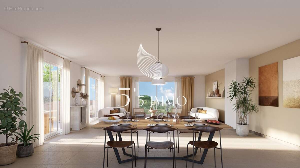 Appartement à LATTES