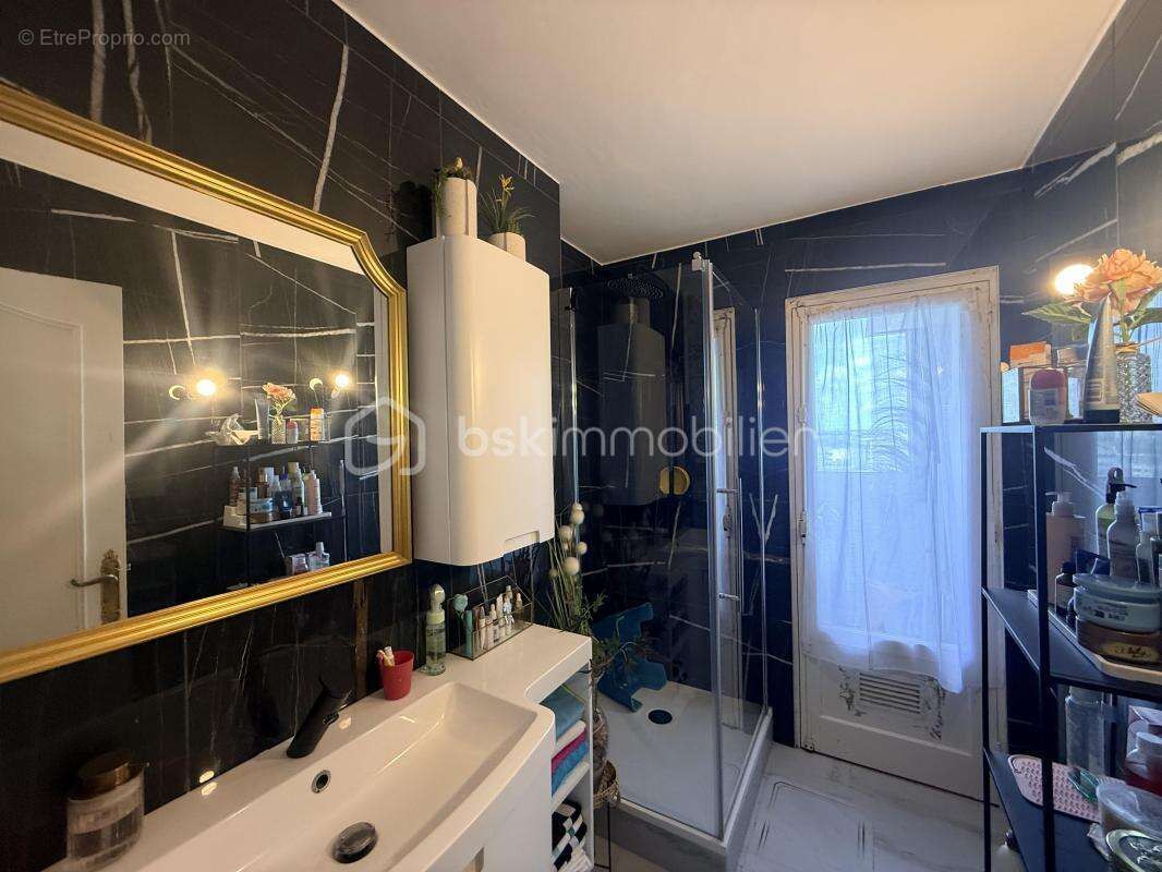 Appartement à SAINT-JACQUES-DE-LA-LANDE