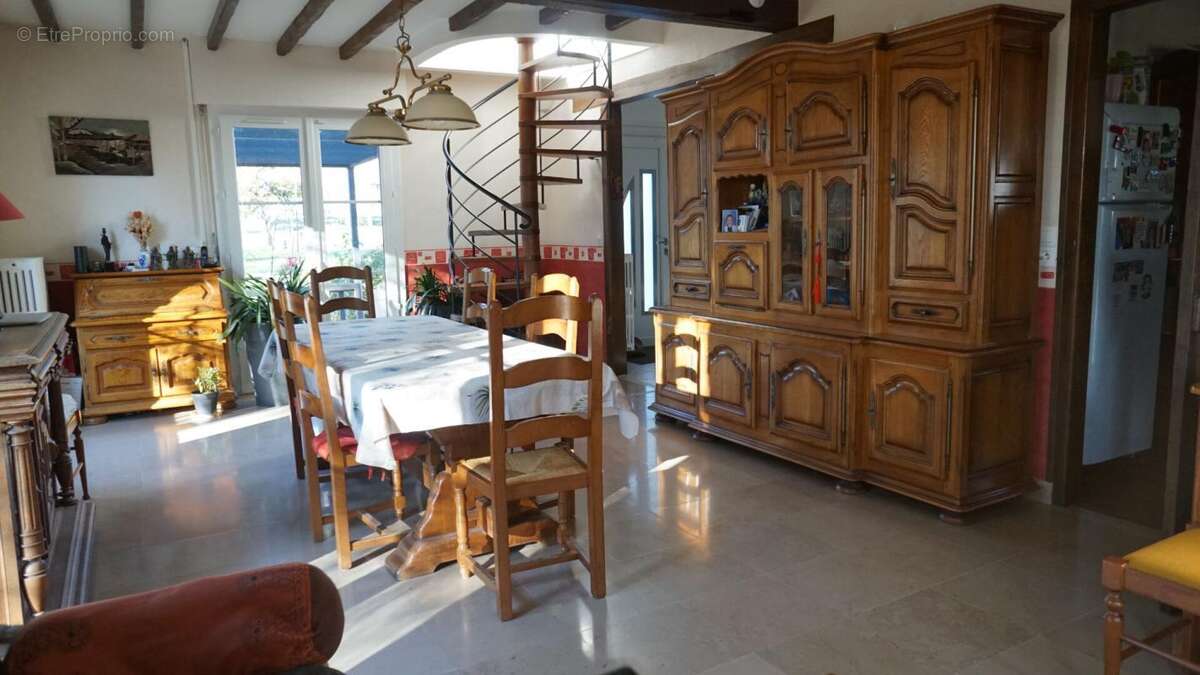 Maison à FORGES-LES-BAINS