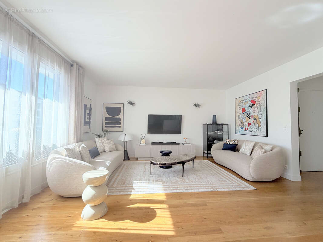 Appartement à RUEIL-MALMAISON