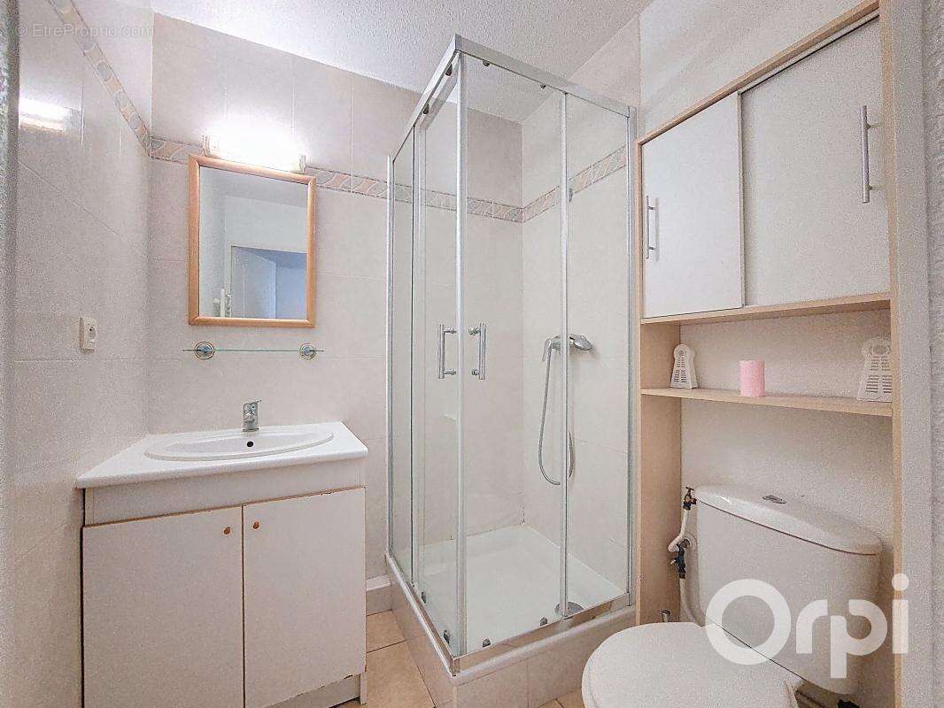 Appartement à VILLENEUVE-LOUBET