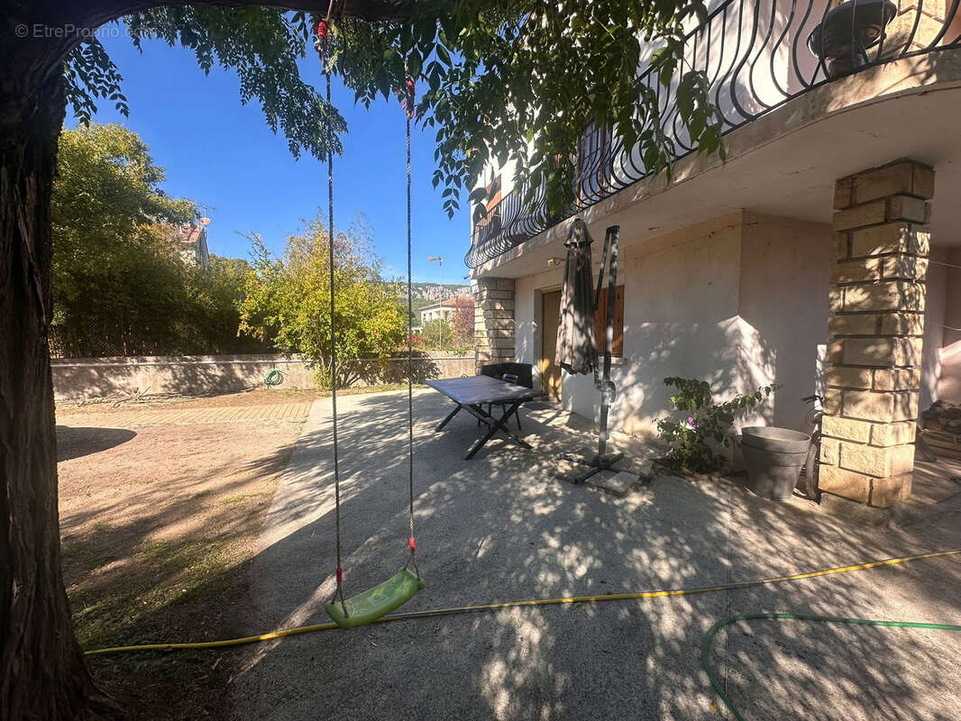 Maison à SAINT-BAUZILLE-DE-PUTOIS