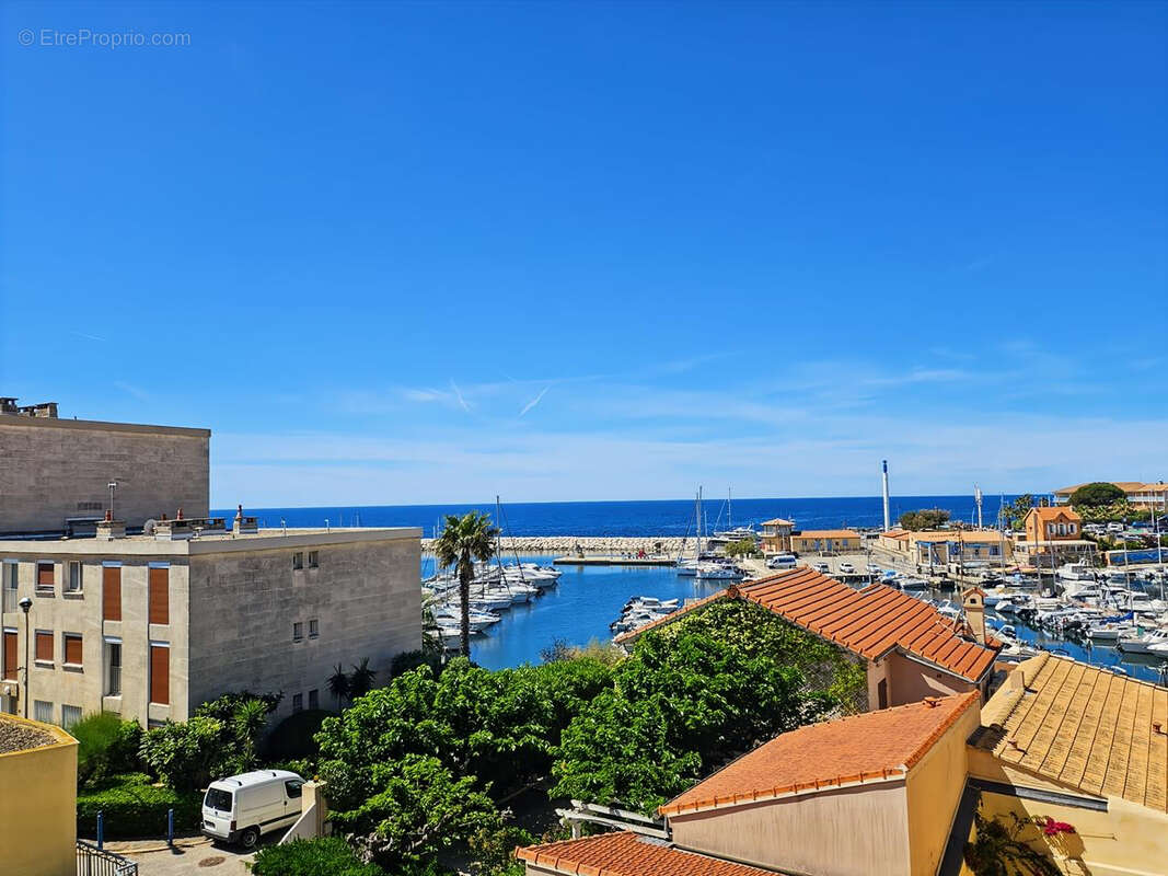Appartement à SAUSSET-LES-PINS