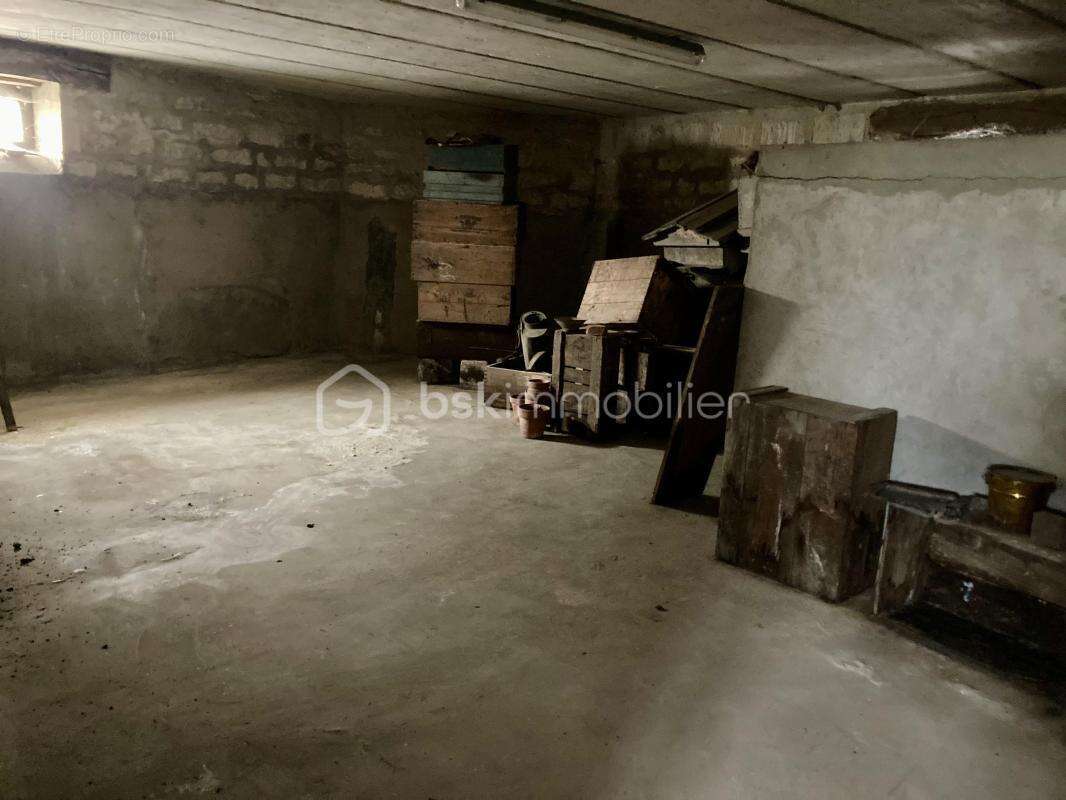 Maison à ECLARON-BRAUCOURT-SAINTE-LIVIERE