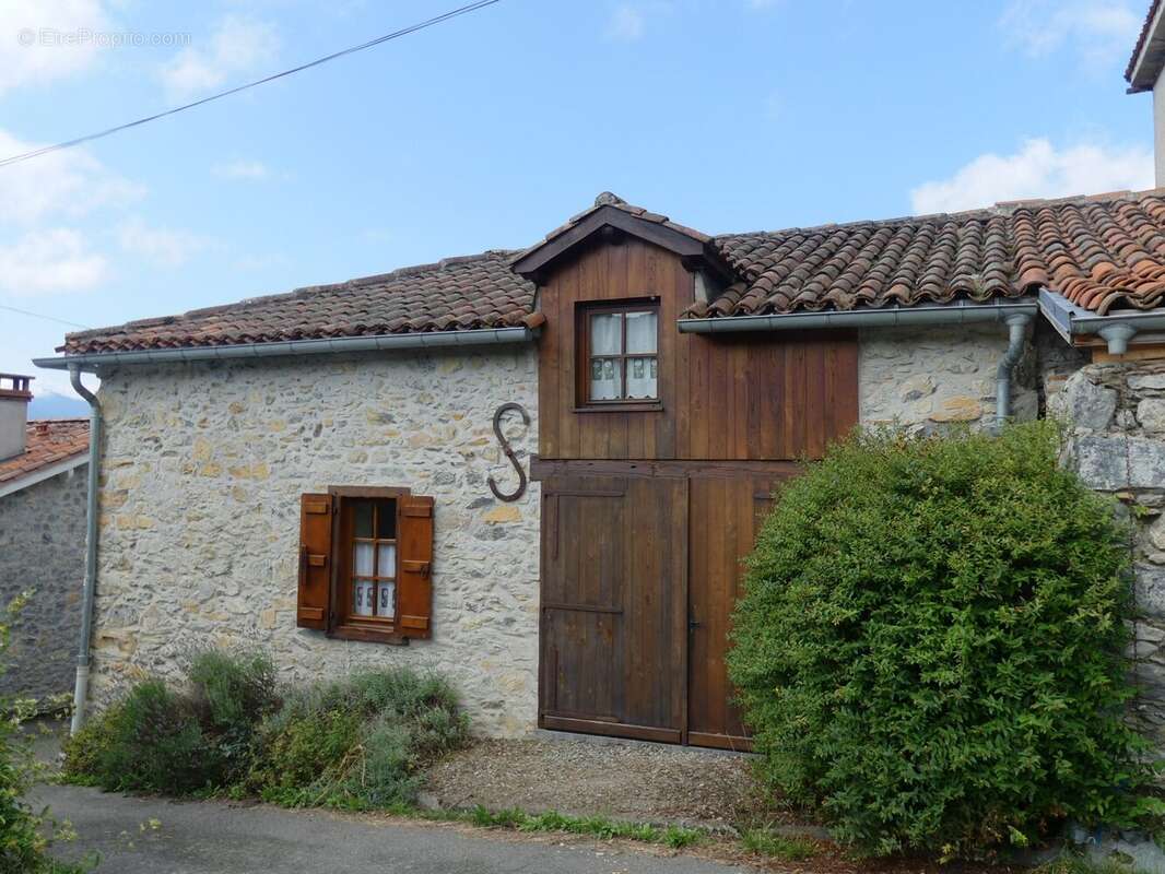 Maison à MONT-DE-GALIE