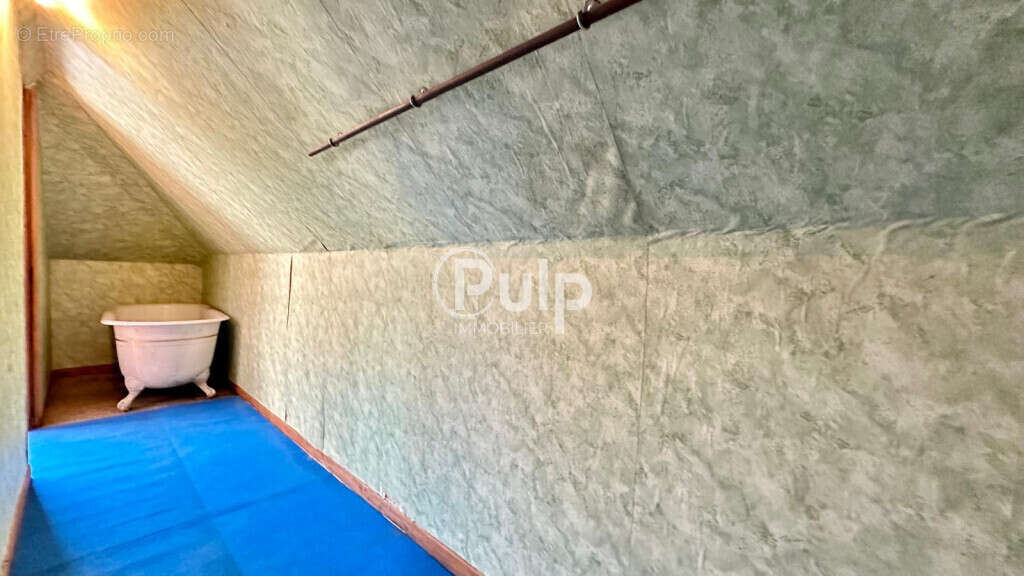 Maison à BRUAY-LA-BUISSIERE