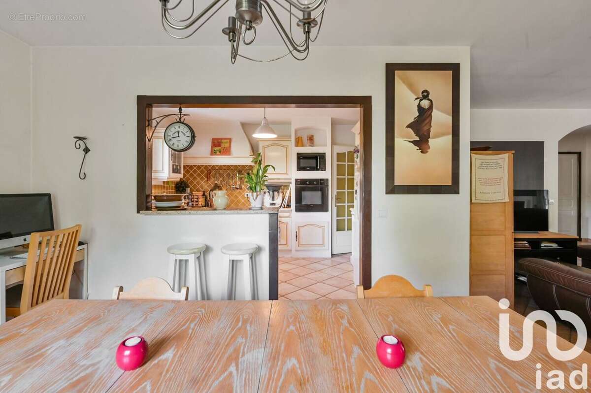 Photo 6 - Maison à PEYPIN