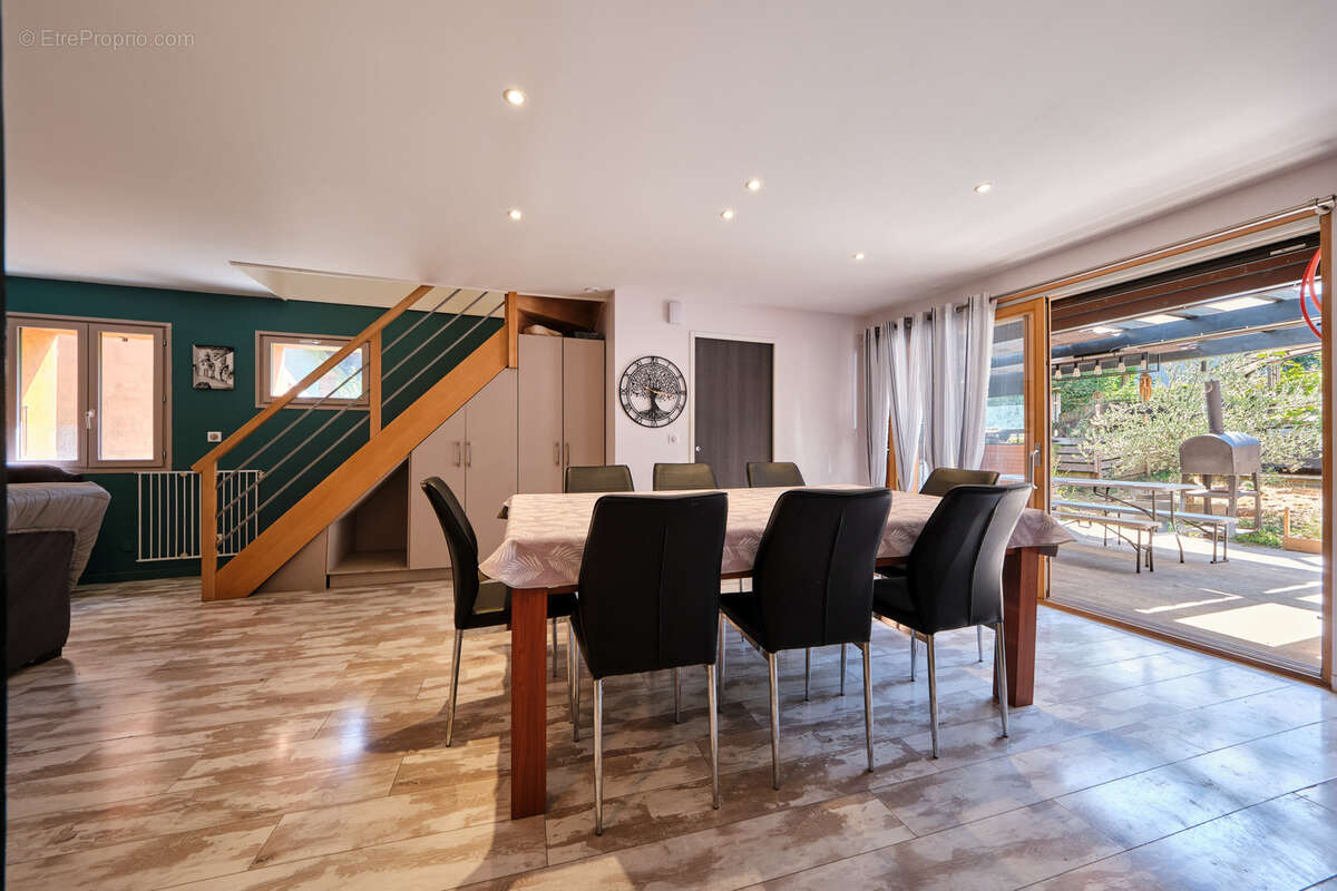 Maison sur les hauteurs de faverges - photo 10