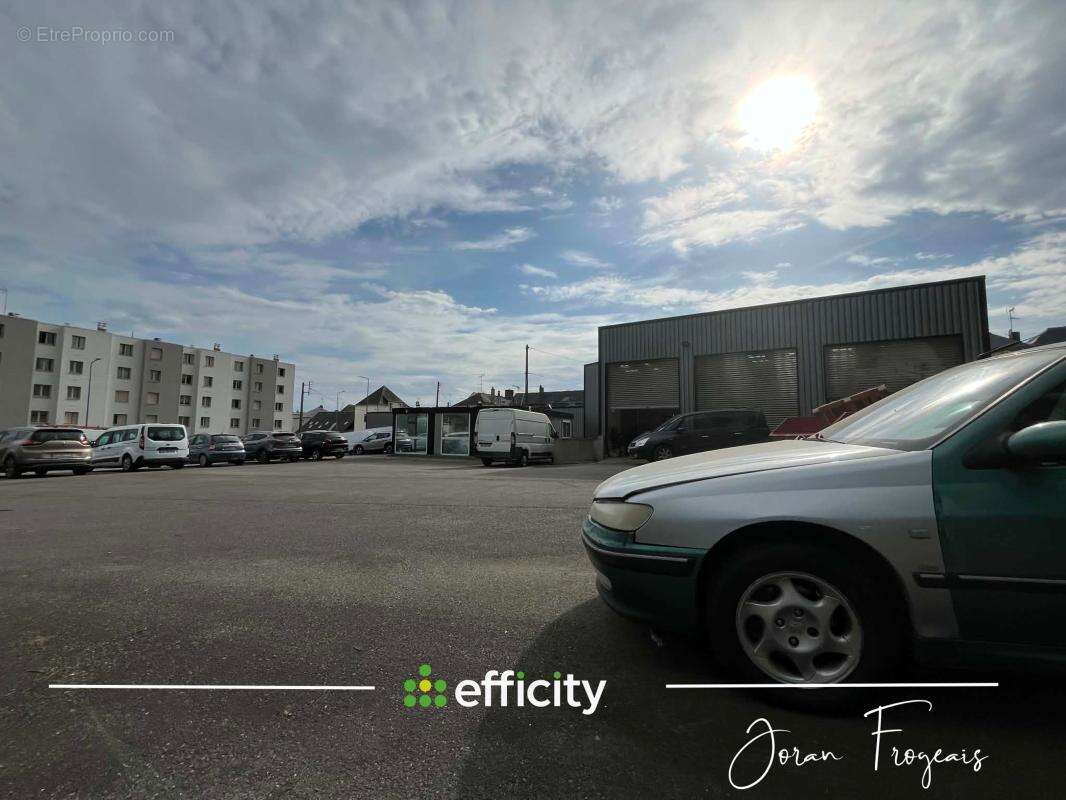 Local commercial - photo 6