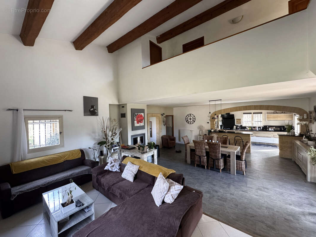 Maison à UZES