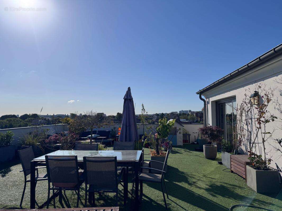 Appartement à ISSY-LES-MOULINEAUX