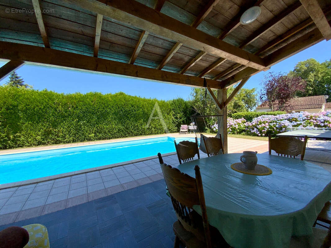 Maison centre Jonzac avec piscine ! - photo 11