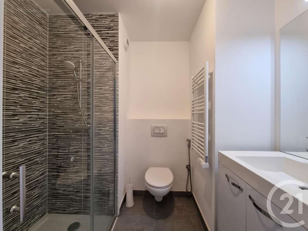 Appartement à SAINT-MAUR-DES-FOSSES