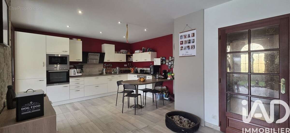 Maison 116 m² à Nuaille  - photo 2