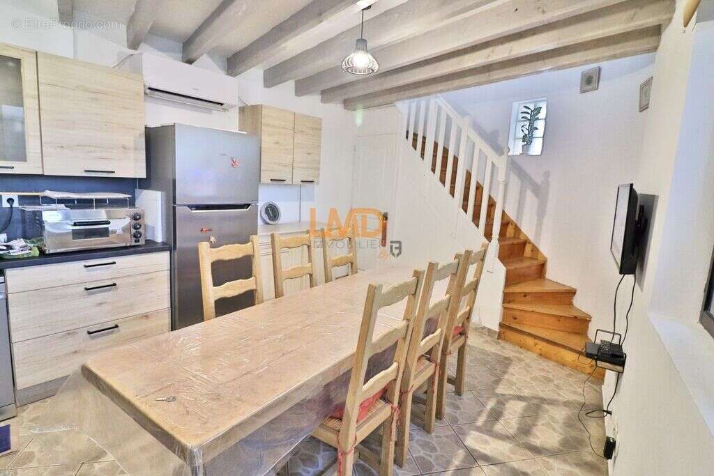 Appartement à MONTMEYAN