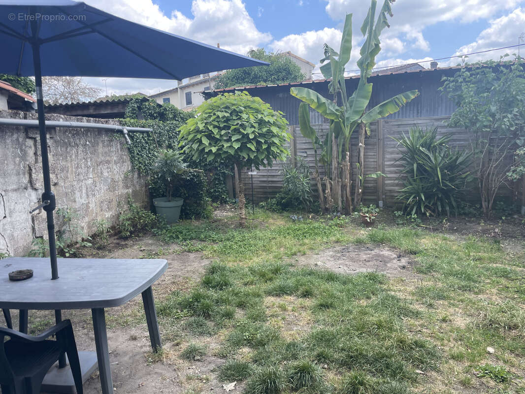 Maison à CASTILLON-LA-BATAILLE