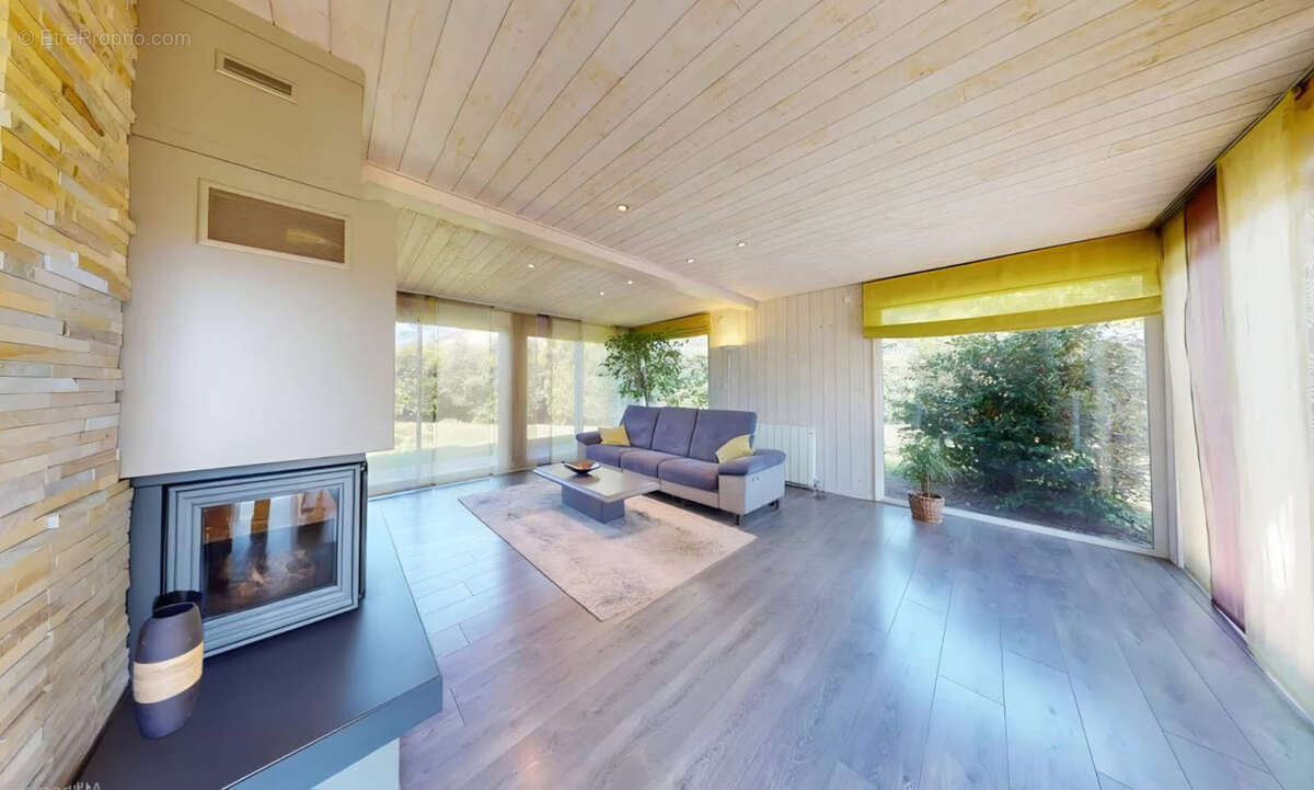 Maison à CORNEBARRIEU