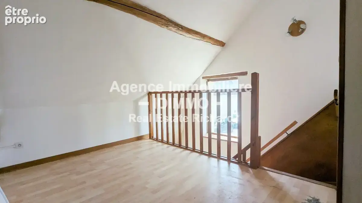 A vendre Ensemble immobilier avec deux maisons indépendantes sur 964 m2 - photo 20
