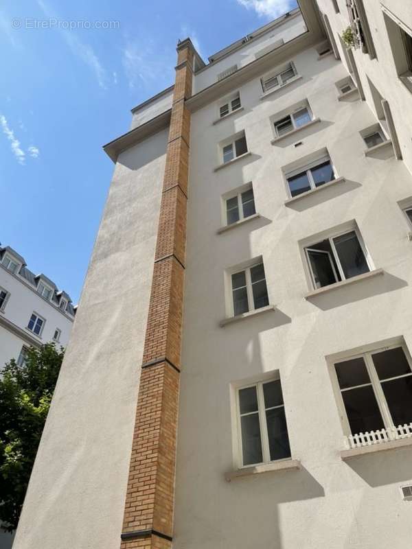 120 m² à Paris-11e  - photo 5