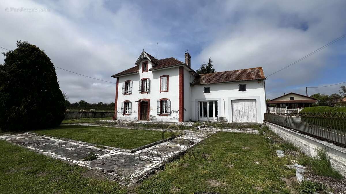 Maison à REJAUMONT